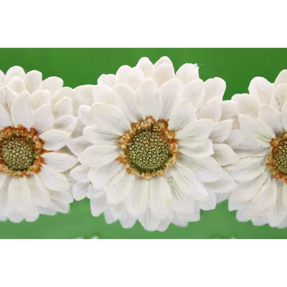Green Notepad & Pen Holder White Daisy Design 